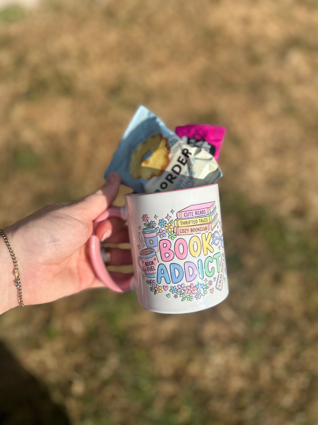 Book addict mug 11oz