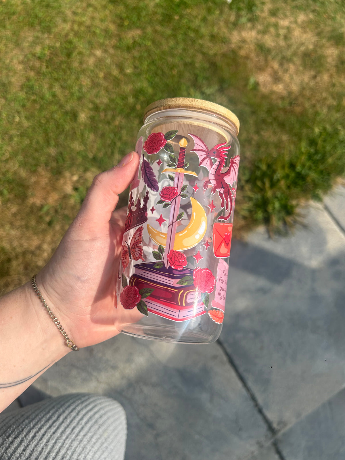 Romantasy glass can tumbler 16oz